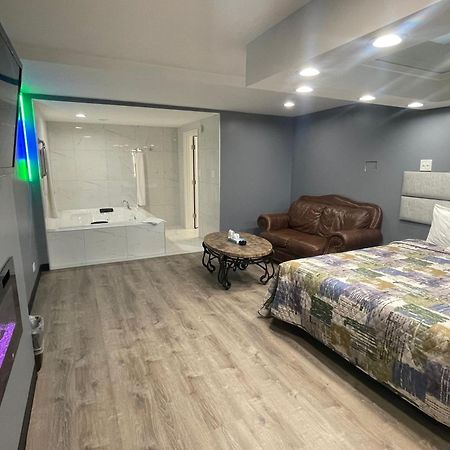 Midway Inn & Suites Oak Lawn Exteriör bild