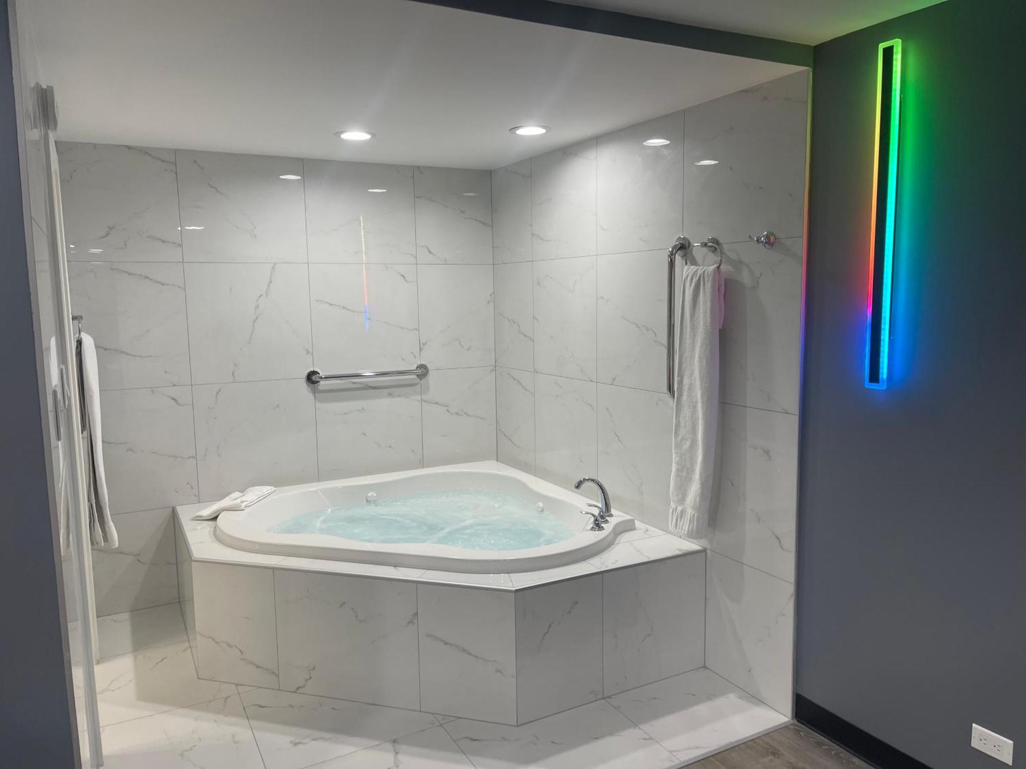 Midway Inn & Suites Oak Lawn Exteriör bild